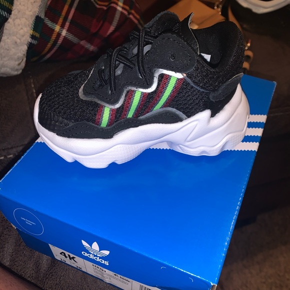 kids adidas ozweego